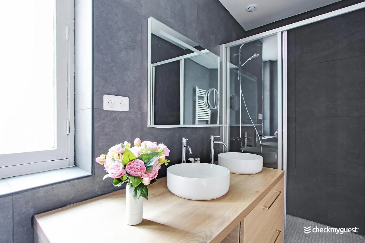 Daire Charming - 1br-4p - Place Des Vosges Paris